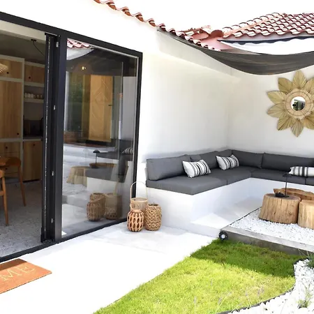 Luxury Y3, Nea Kalikratia Holiday home