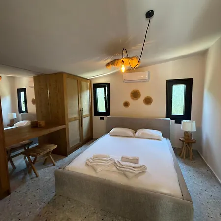 Luxury Y3, Nea Kalikratia Case de vacanță