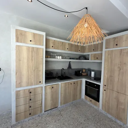 Luxury Y3, Nea Kalikratia *